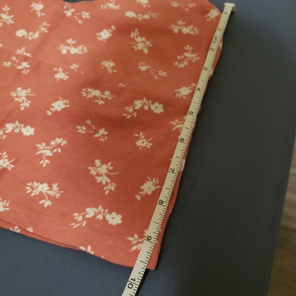 Hollister Size M Pink Floral Tie-Up Cropped Halter Top - Picture 5 of 6